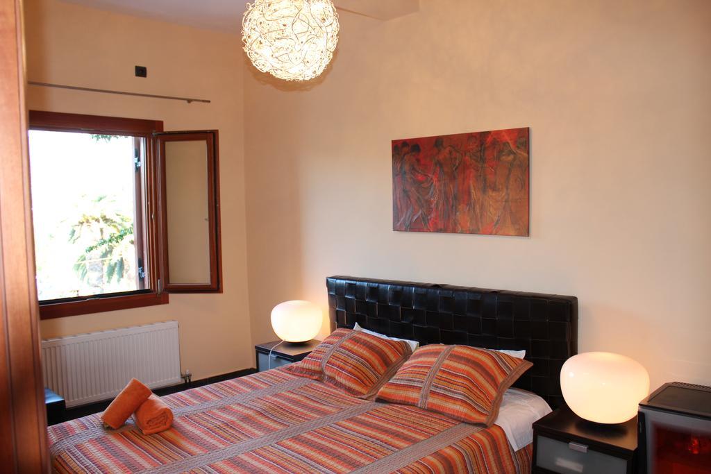 Odysseos St. Loft Βίλα Βαθύ Δωμάτιο φωτογραφία