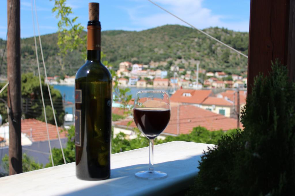 Odysseos St. Loft Βίλα Βαθύ Δωμάτιο φωτογραφία